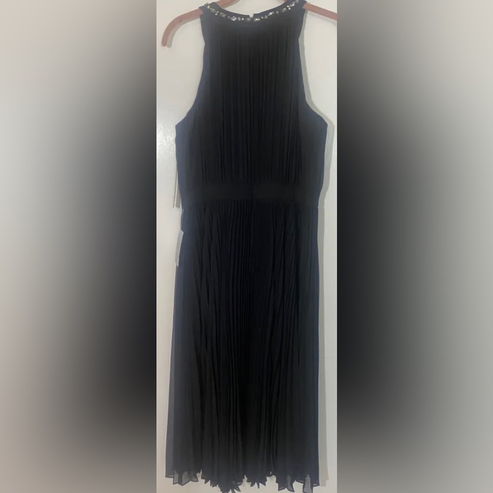Eliza J Missy Black Dress Pleating Size 10 Long Sleeveless